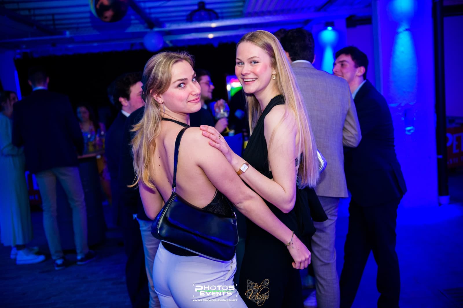 Two guests under the blue light